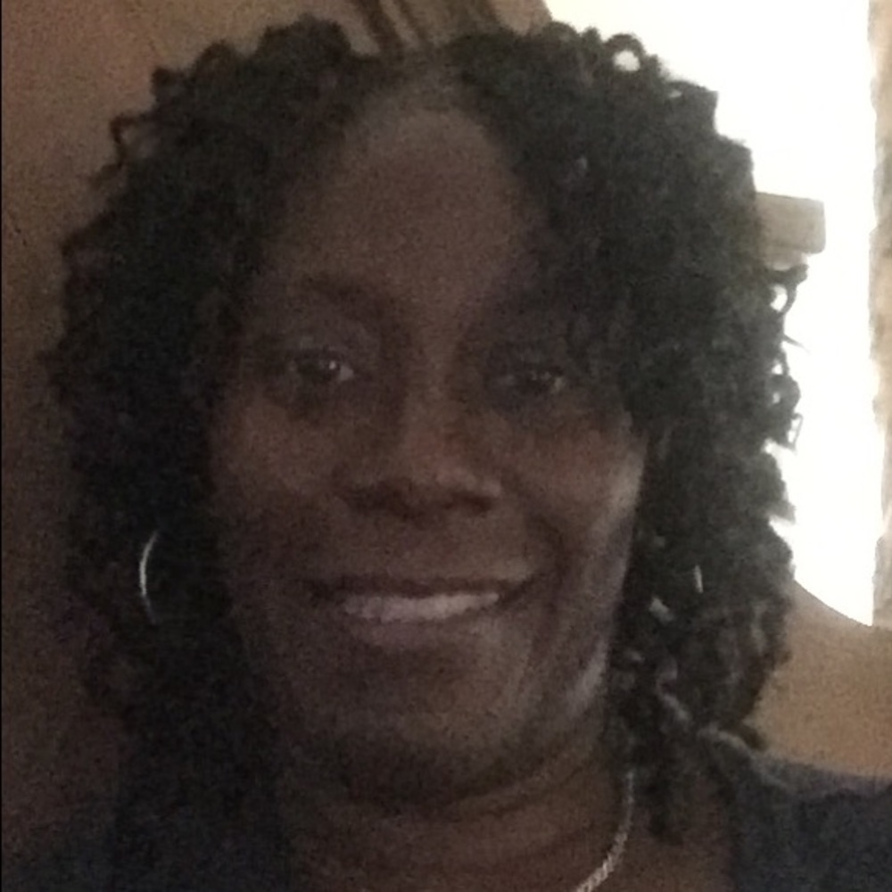 Meet your Posher, Brenda